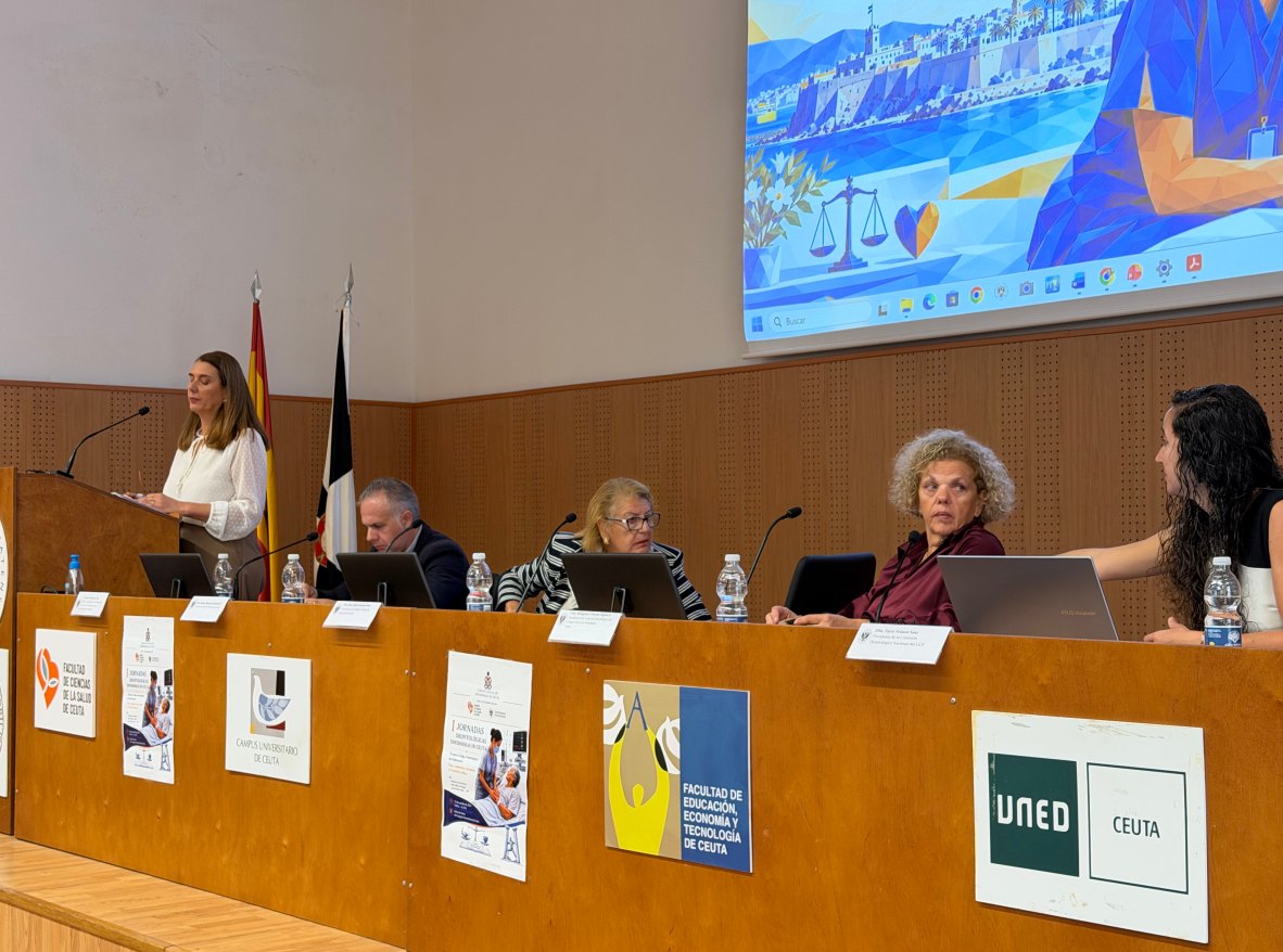 Ceuta reúne a profesionales de Enfermería para abordar los nuevos retos éticos y deontológicos de la profesión