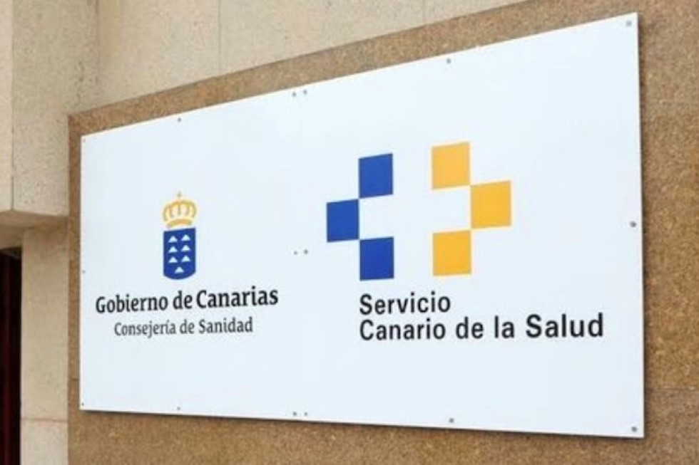 RESOLUCION DIRECCION GENERENCIA  COMPL. HOSPITALARIO UNIVER. CANARIAS CONVOCA PROCESO SELECTIVO