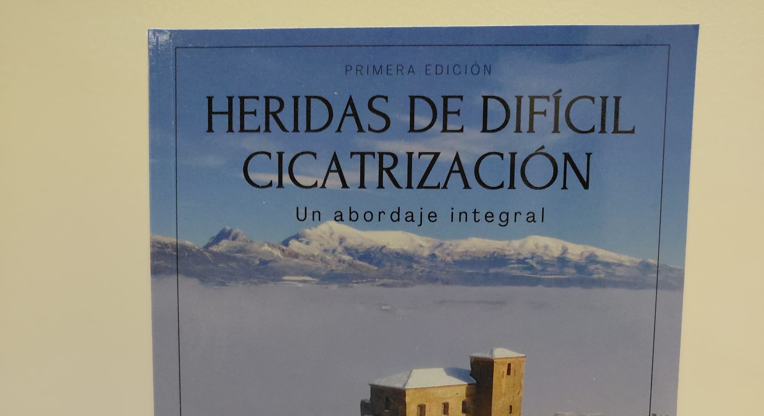 El libro 'Heridas de difícil cicatrización' ya está disponible para todas las enfermeras