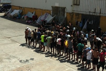 Un equipo de enfermeros analiza el impacto y la evolución asistencial los primeros siete días tras la entrada masiva de migrantes en Ceuta